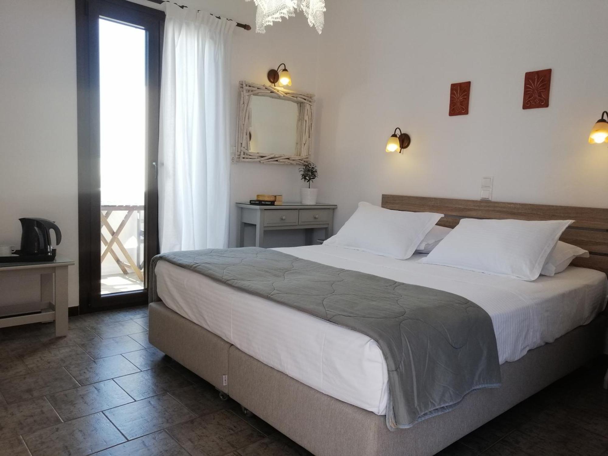 Christina Hotel, Adults Only, Heated Salt Water Pool Zambujeira do Mar Oda fotoğraf