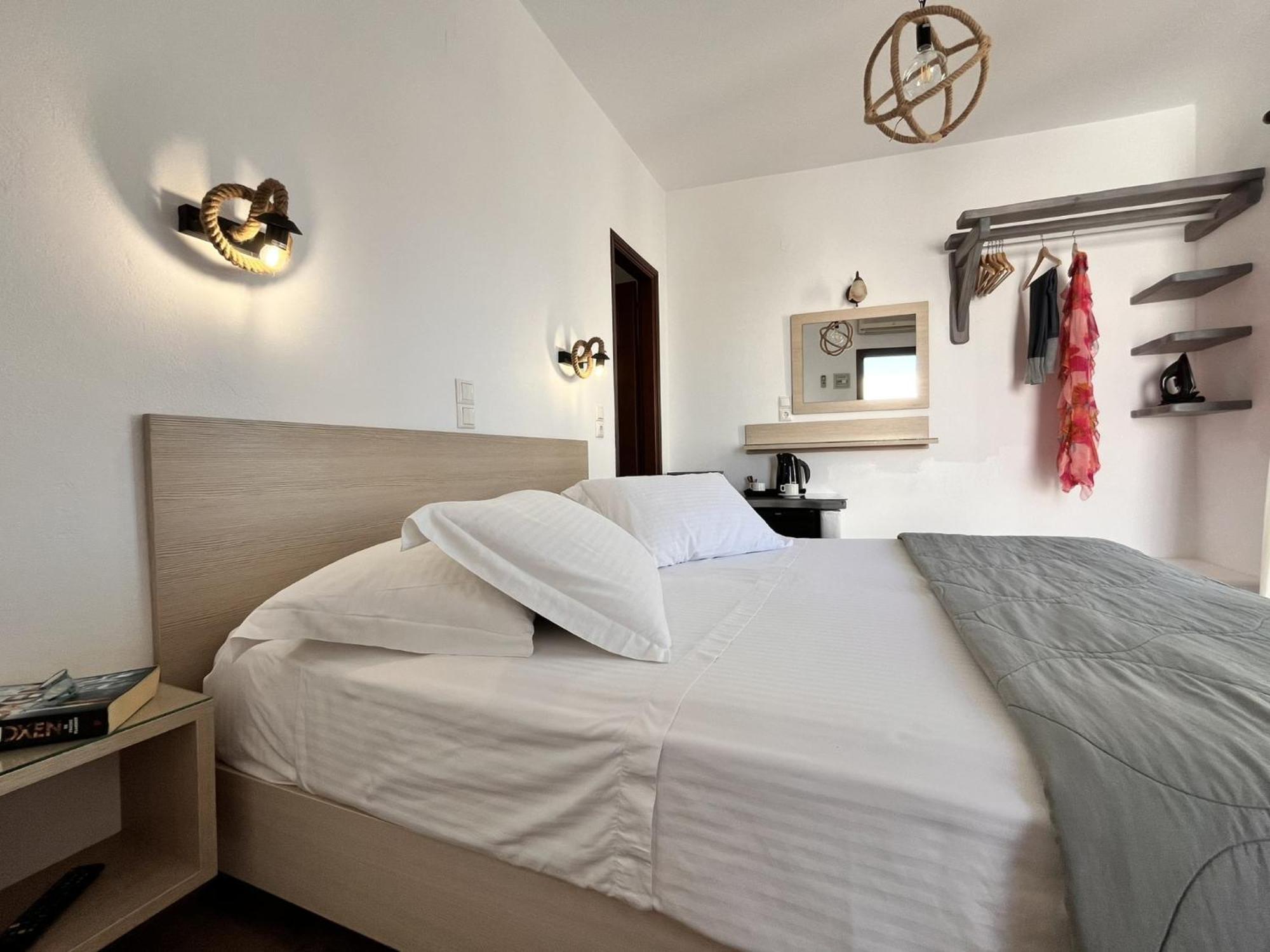 Christina Hotel, Adults Only, Heated Salt Water Pool Zambujeira do Mar Oda fotoğraf