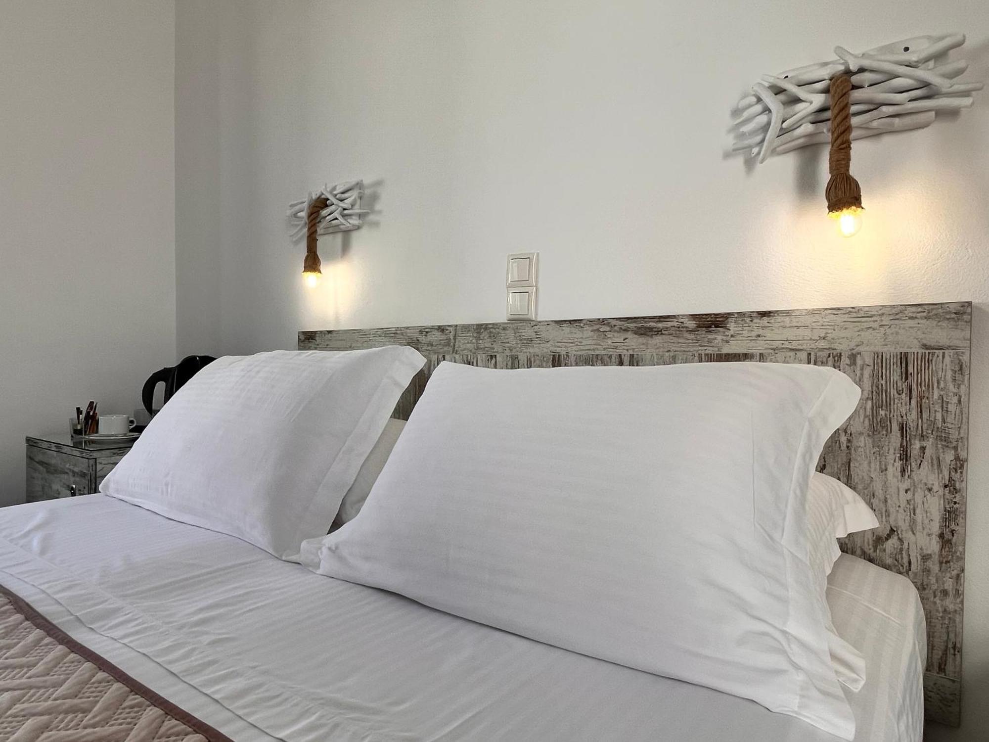 Christina Hotel, Adults Only, Heated Salt Water Pool Zambujeira do Mar Oda fotoğraf
